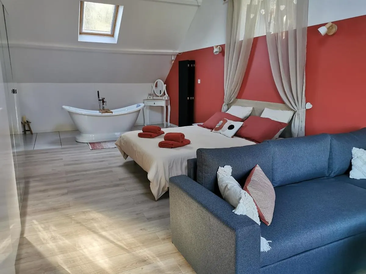 Bed and Breakfast Les Lits De L'Arz Malansac 0*,  Francia