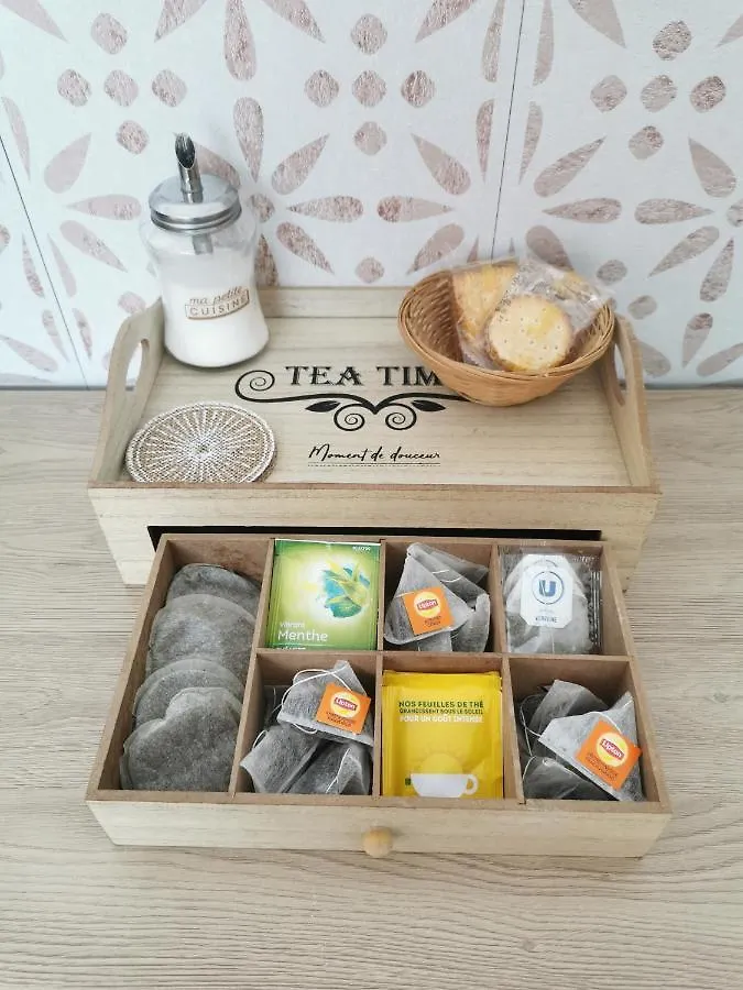 Bed and Breakfast Les Lits De L'Arz Malansac 0*,